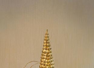 أشجار عيد الميلاد DIY للعام الجديد: مصنوعة من الورق والنسيج والخرز